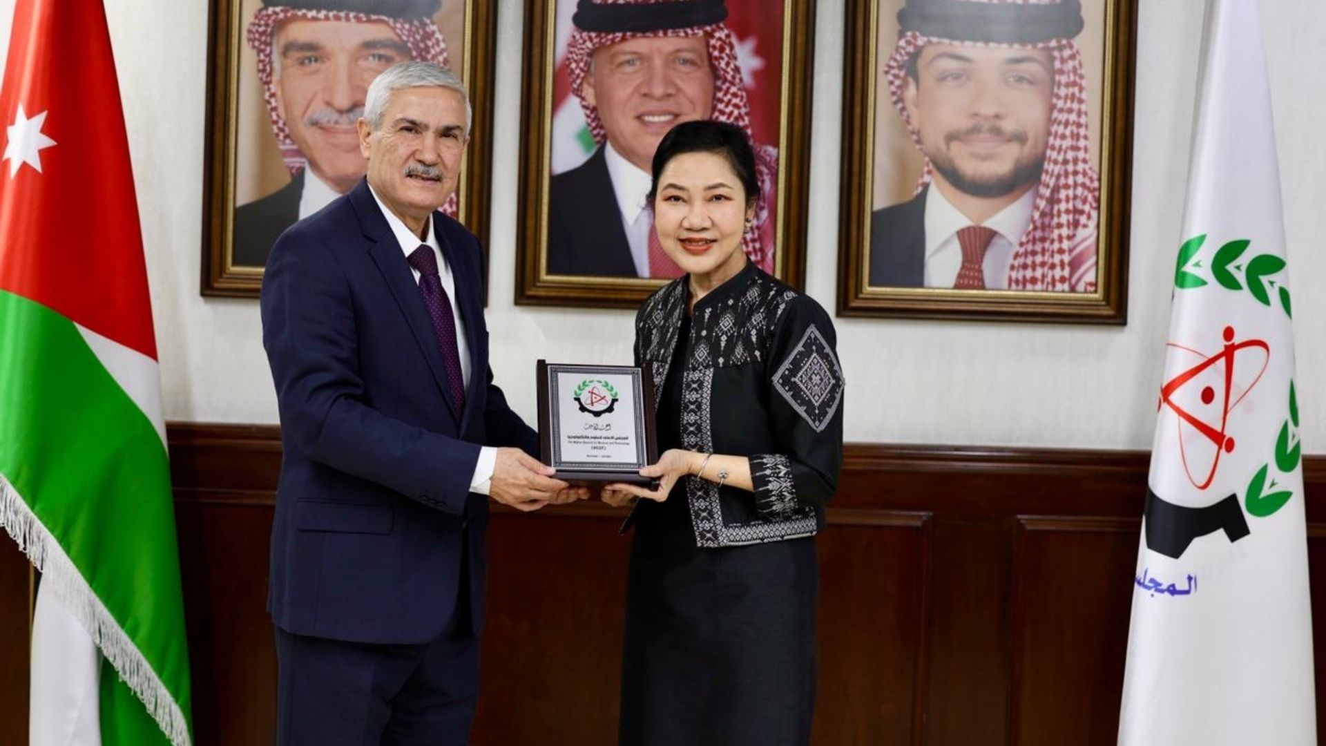 الأردن وتايلاند تبحثان تعزيز التعاون في البحث العلمي والابتكار