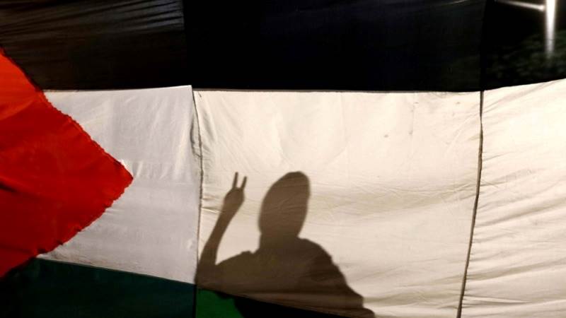 الحرس الثوري الإيراني يؤكد استهداف قاعدة جوية أمريكية في الأردن بصواريخ باليستية