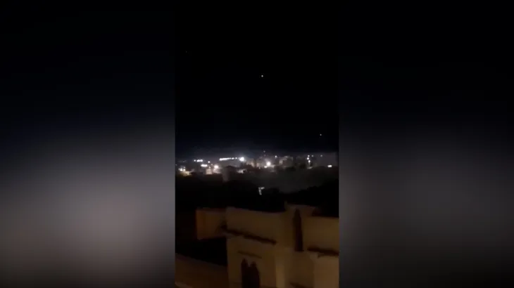 الأردن يعترض صواريخ إيرانية فوق سمائه وسط تصاعد التوترات الإقليمية