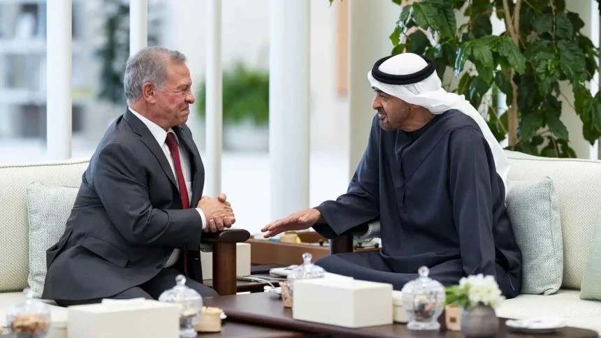 الرئيس الإماراتي والملك الأردني يبحثان التطورات الإقليمية ويعززان التعاون