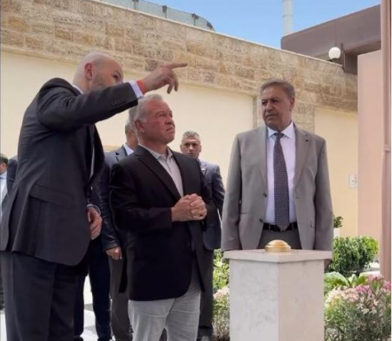 الملك عبد الله الثاني يدشن مشاريع جديدة لشركتي البوتاس والبروم الأردنية
